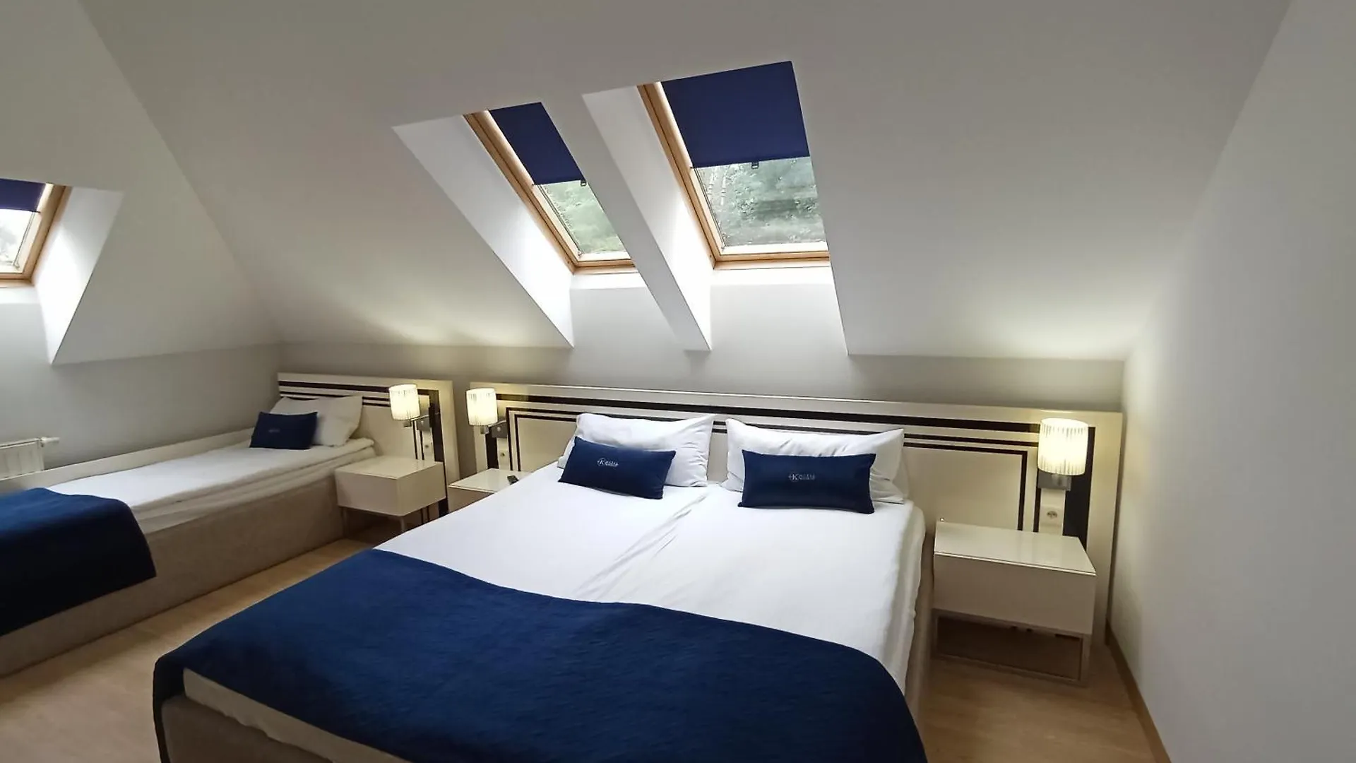 Aparthotel Kontrast Cracovia 4*,