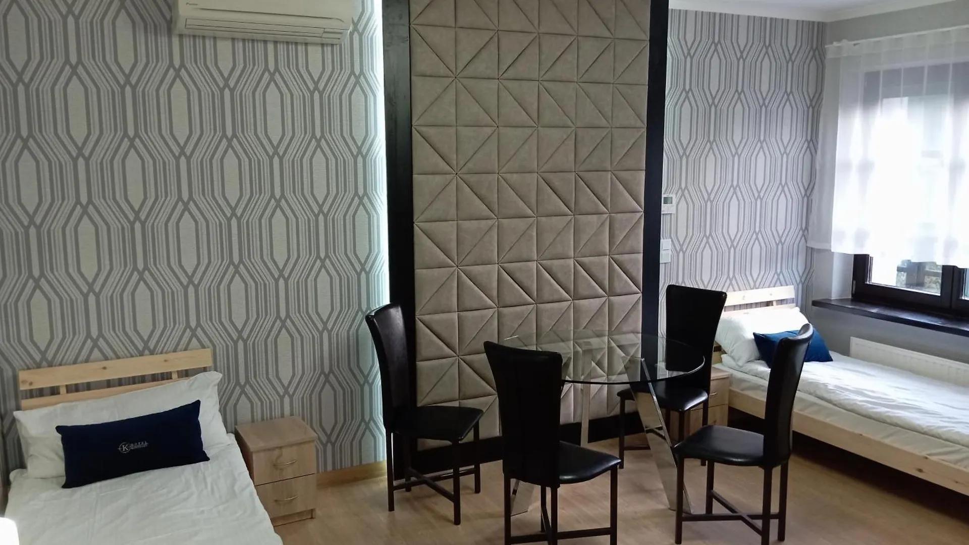 Aparthotel Kontrast Cracovia 4*,  Polonia