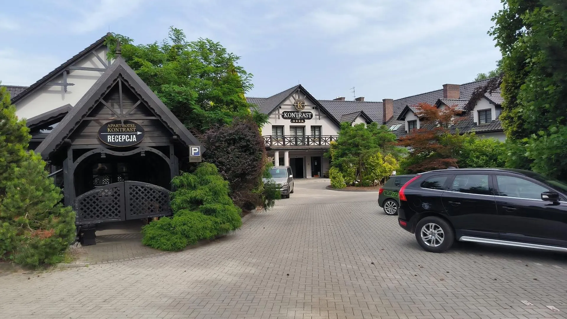 Aparthotel Kontrast Cracovia Polonia
