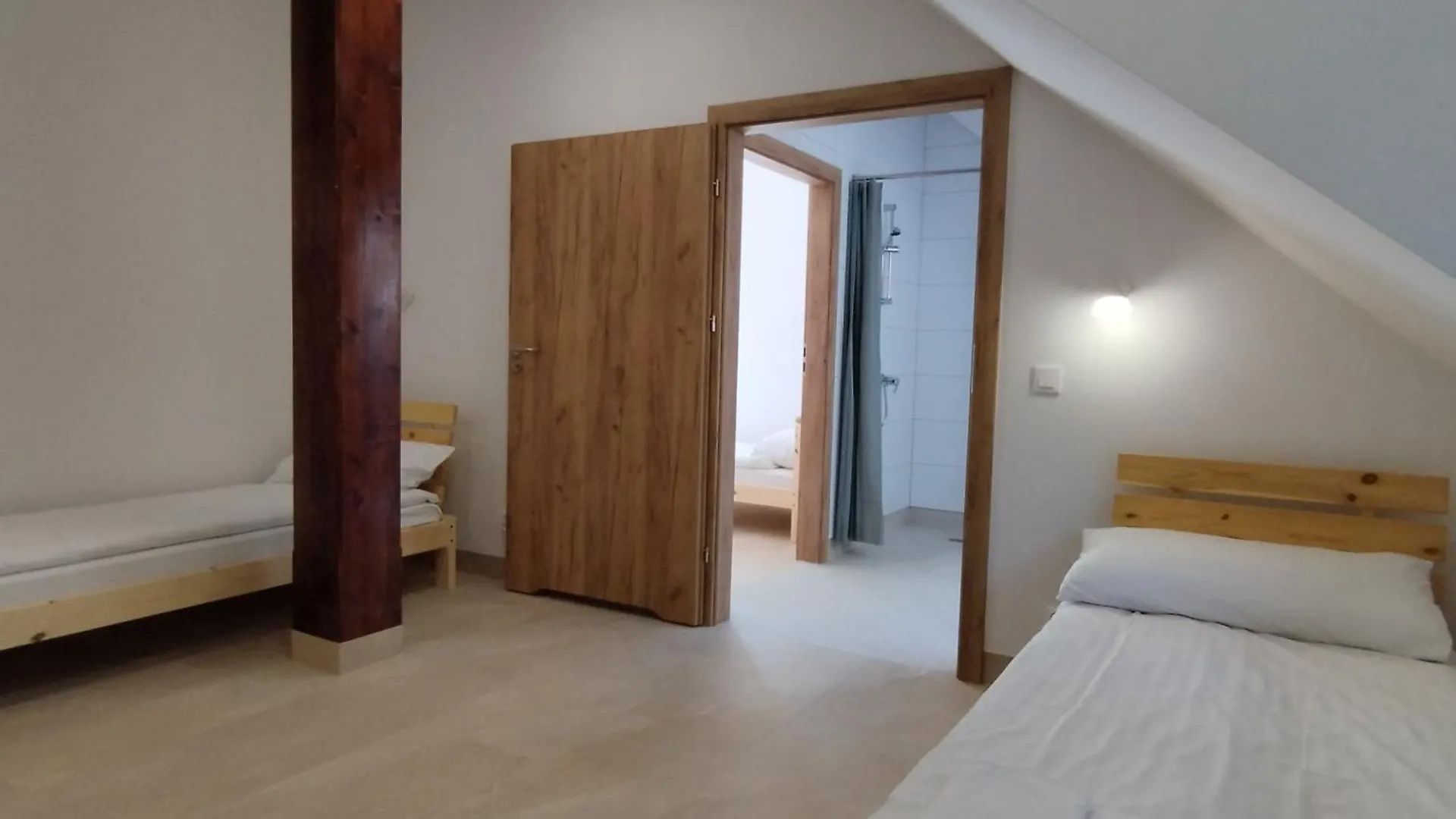 Aparthotel Kontrast Cracovia 4*,  Polonia