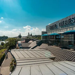 Niebieski Art & Hotel